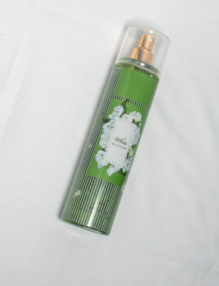 White Blossom - Image 3